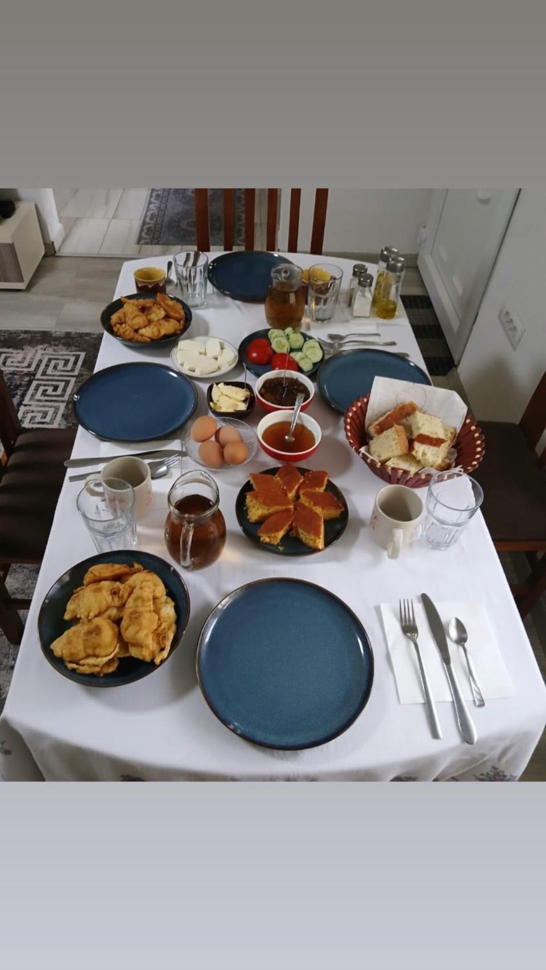 Guesthouse Gezim Selimaj Valbone Eksteriør bilde